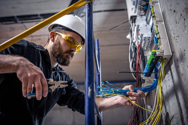  Oak Harbor, OH Electrician Pros